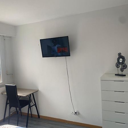 Appartement 3 Chambres Evry Plein Centre Ville Экстерьер фото